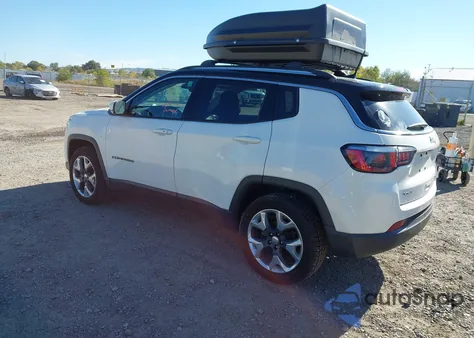 2018 Jeep Compass Limited 4X4 z USA, uszkodzony, nr VIN 3C4NJDCB5JT355161
